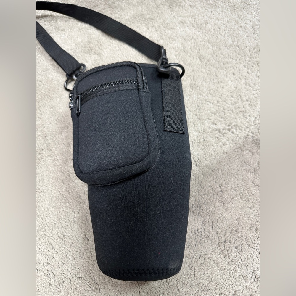 Black Water Bottle Bag/Carrier with Adjustable Strap
